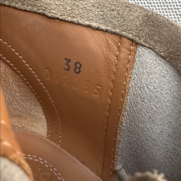 Chloé Jamie Suede Platform Lace-Up Booties - Picture 13 of 15